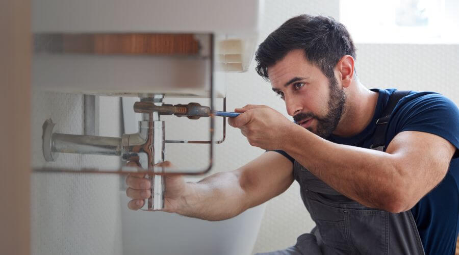 Sink leak detection in Flora, IN